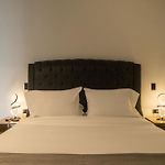 Muralla By Wynwood House