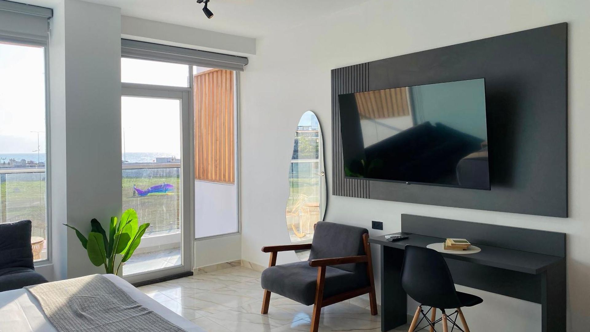 Muralla By Wynwood House Cartagena