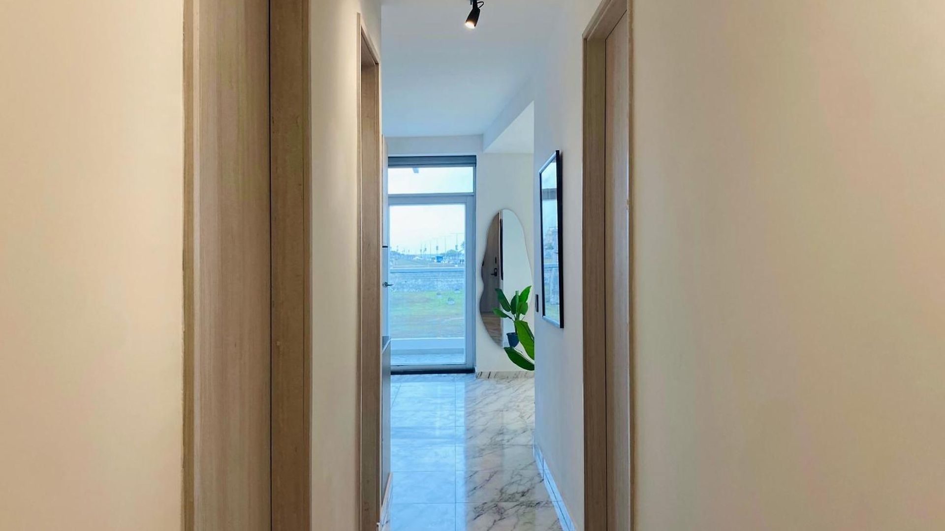 Muralla By Wynwood House