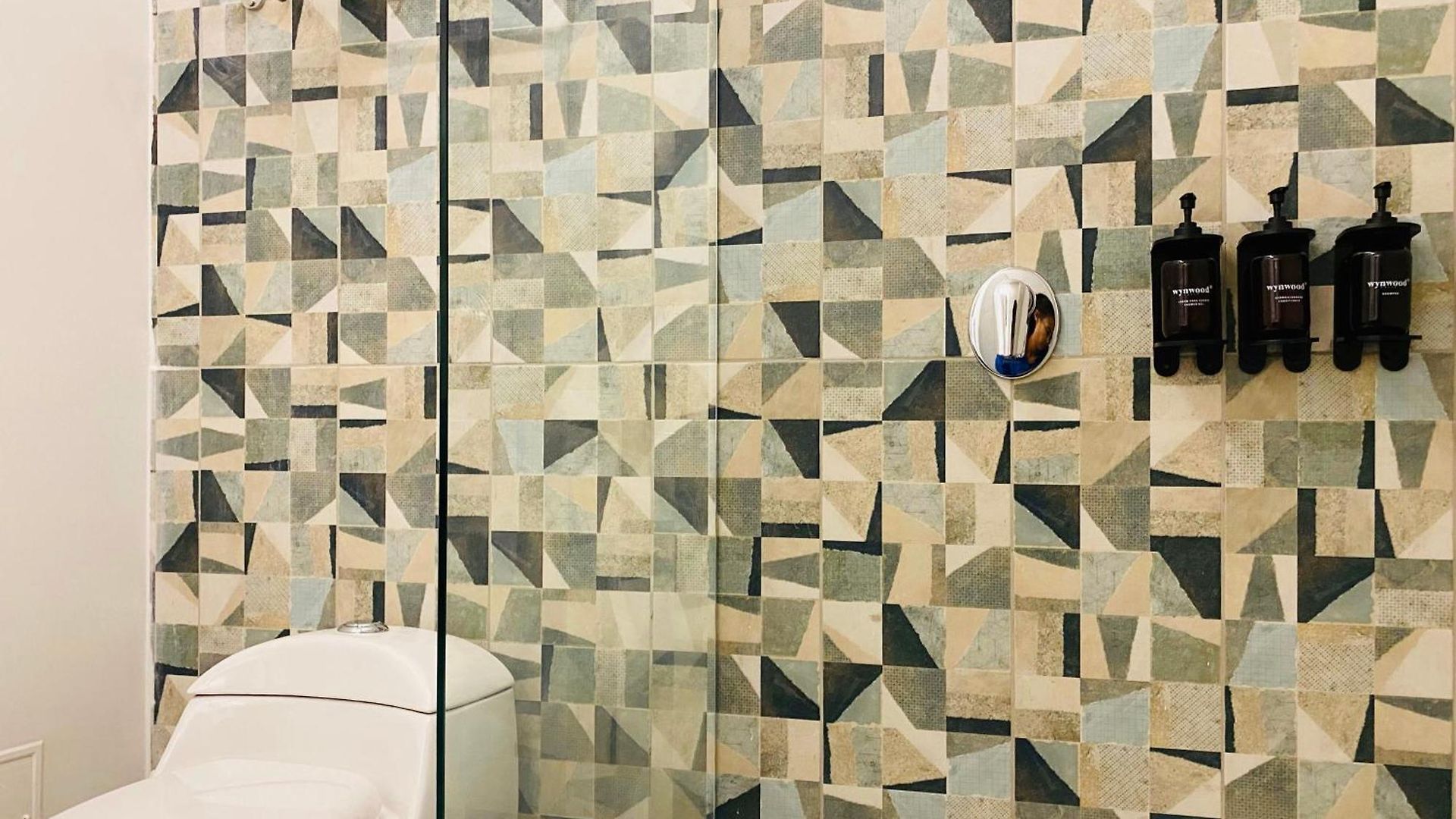 Muralla By Wynwood House