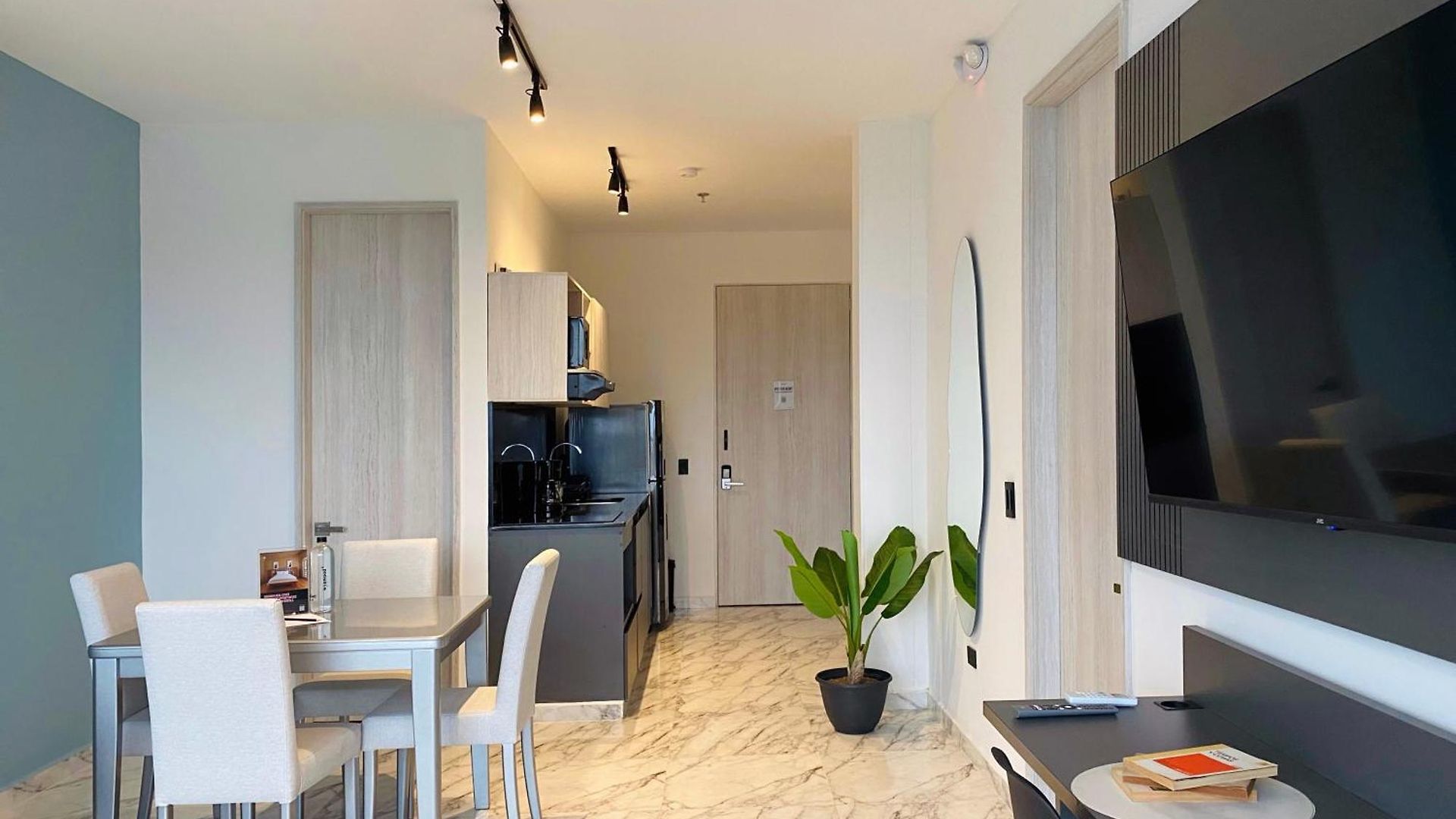 Muralla By Wynwood House Cartagena