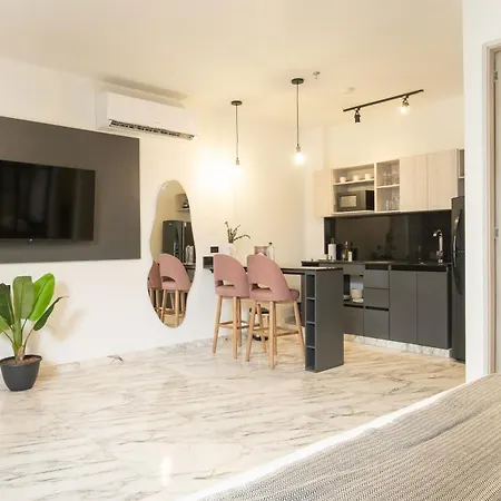 Muralla By Wynwood House
