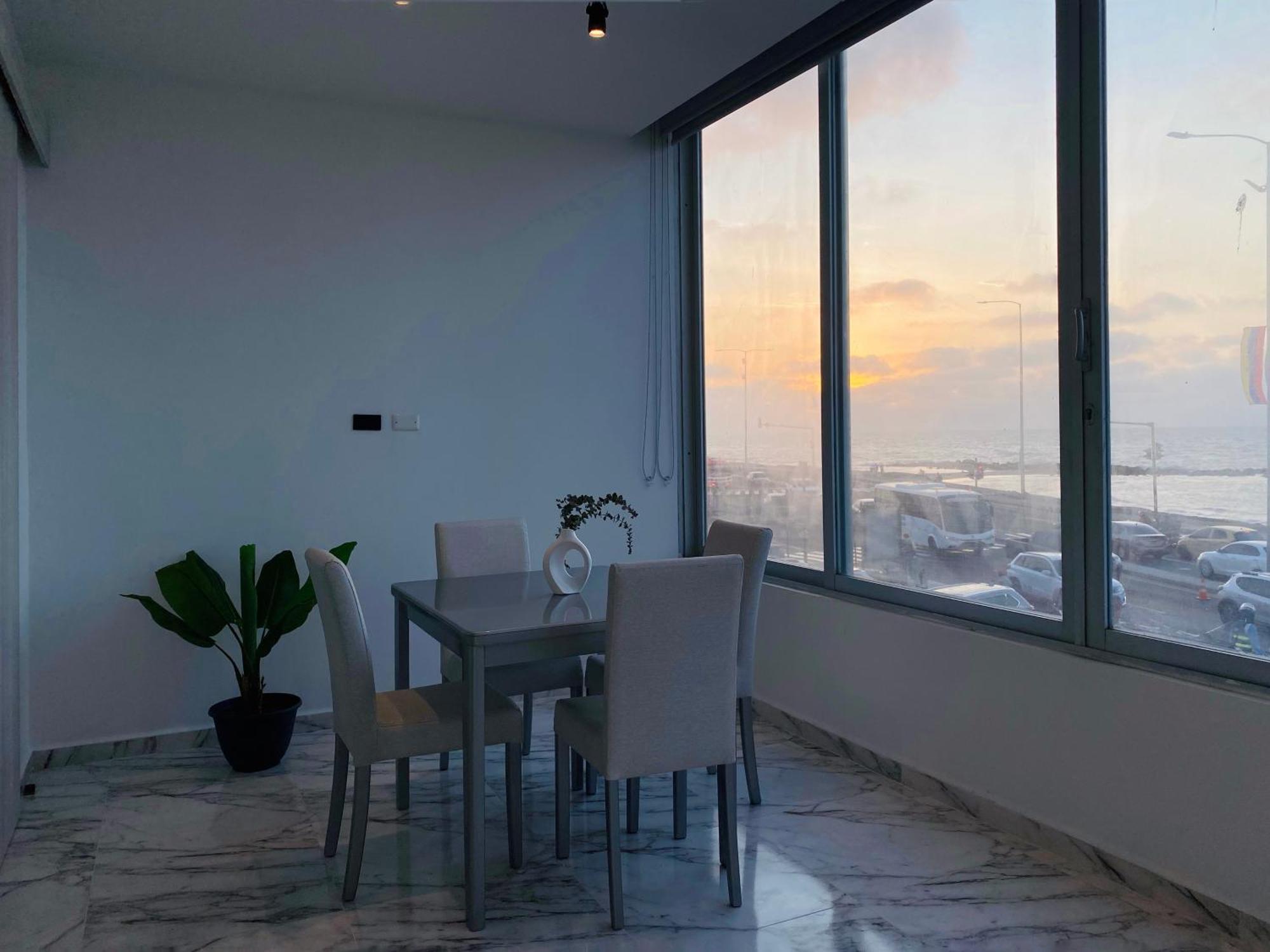 Muralla By Wynwood House