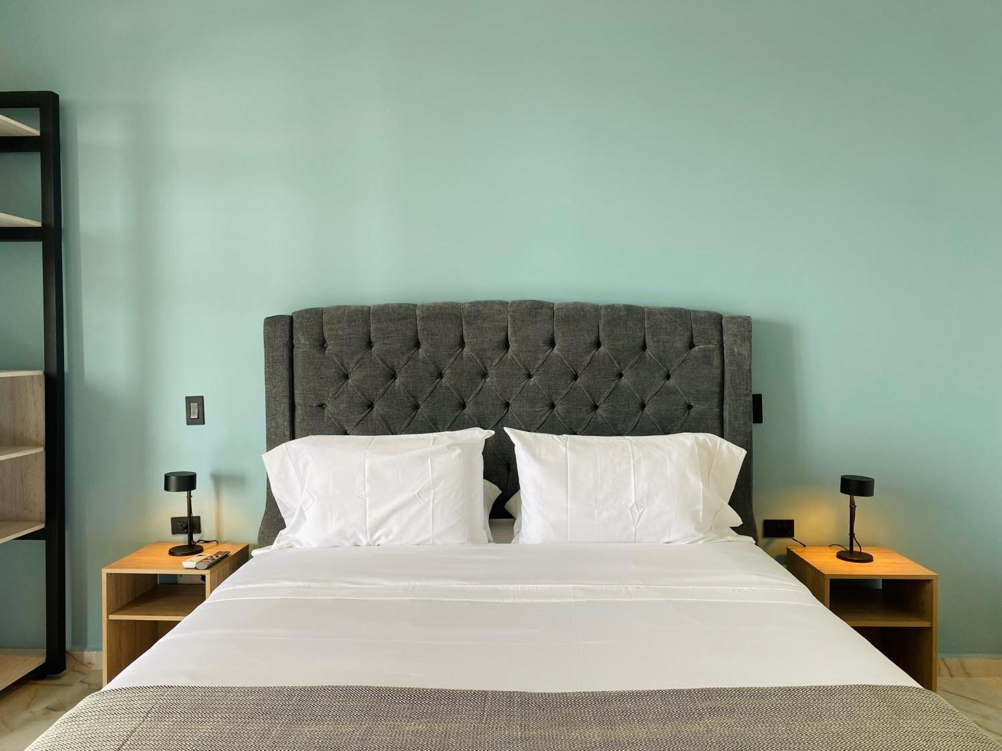 Muralla By Wynwood House