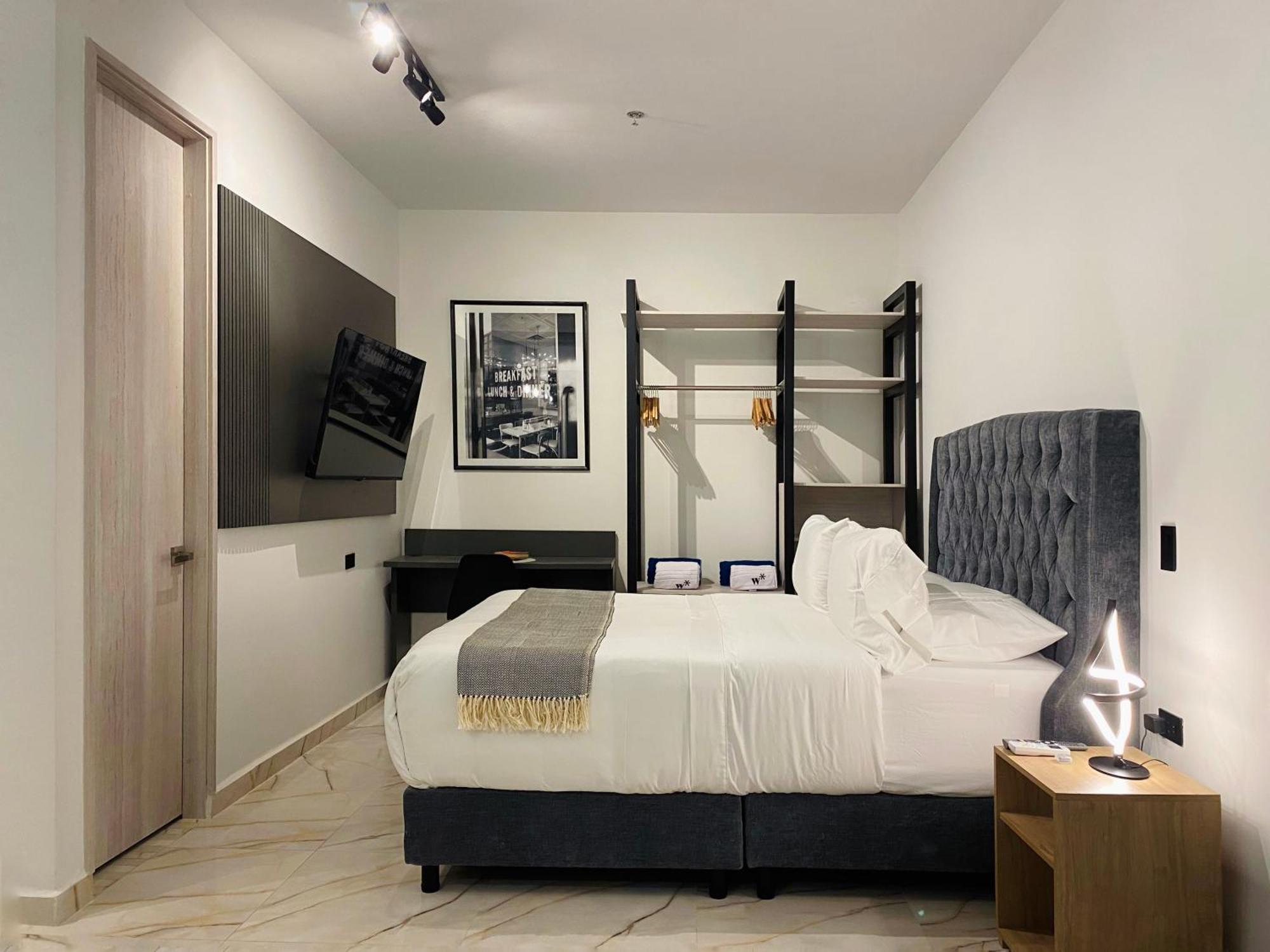 Muralla By Wynwood House *