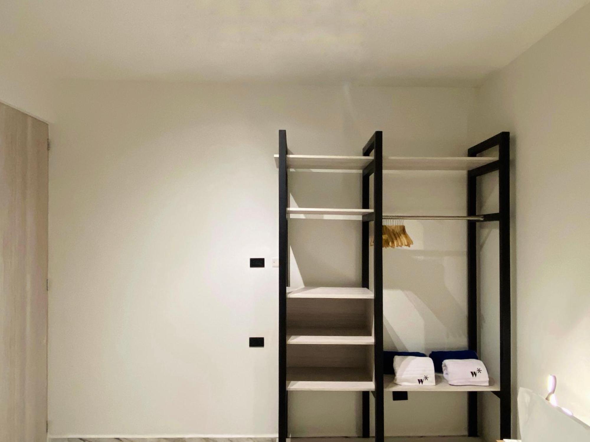 Muralla By Wynwood House *